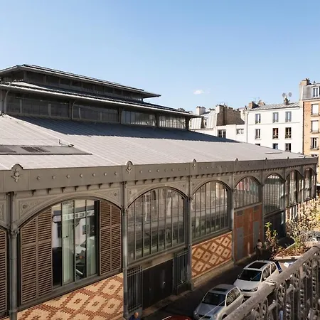 Apartman Charming & Bright With Rolling Balcony