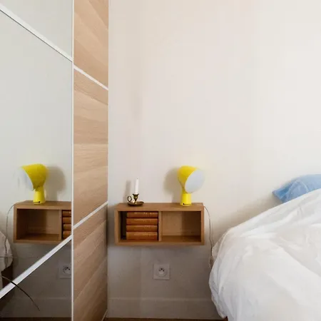 Charming & Bright With Rolling Balcony Apartman Párizs